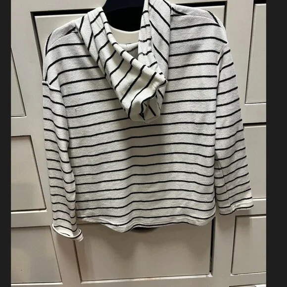 Paper Crane Hoodie Women’s Small White - Picture 2 of 4